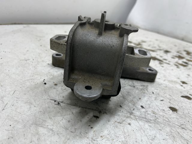 bontott PEUGEOT 407 Váltó Tartó Bak (Pozíciófüggetlen)