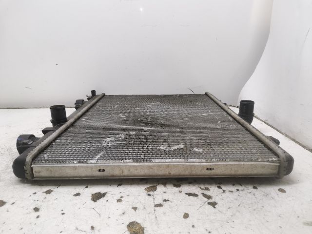 bontott PEUGEOT 407 Vízhűtő Radiátor (Klímás)