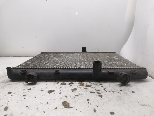 bontott PEUGEOT 407 Vízhűtő Radiátor (Klímás)