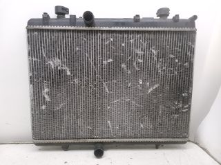 bontott PEUGEOT 407 Vízhűtő Radiátor (Klímás)