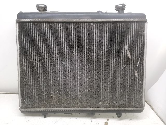 bontott PEUGEOT 407 Vízhűtő Radiátor (Klímás)