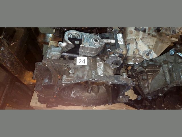 bontott PEUGEOT 407 Automata Váltó