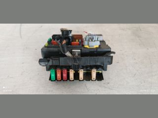 bontott PEUGEOT 407 Biztosítéktábla Motortér
