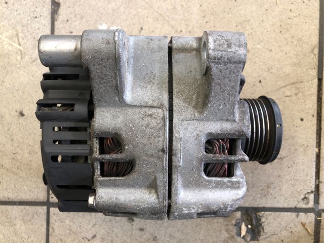 bontott PEUGEOT 407 Generátor