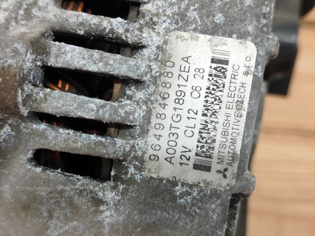 bontott PEUGEOT 407 Generátor