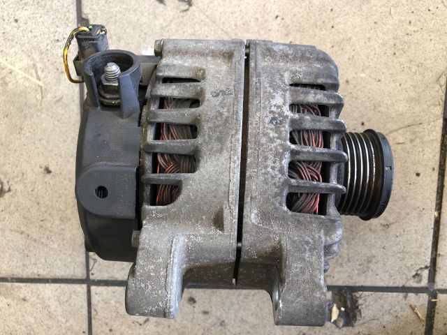 bontott PEUGEOT 407 Generátor