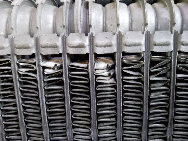 bontott PEUGEOT 407 Klímahűtő Radiátor