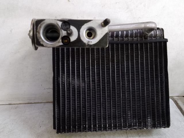 bontott PEUGEOT 407 Klímahűtő Radiátor