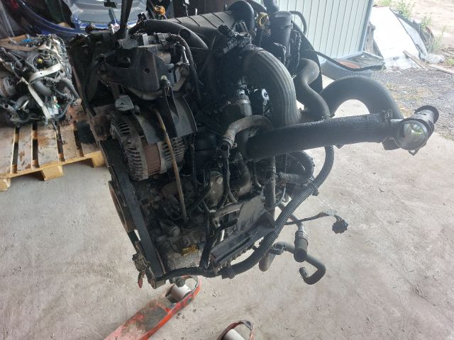 bontott PEUGEOT 407 Komplett Motor (Segédberendezésekkel)