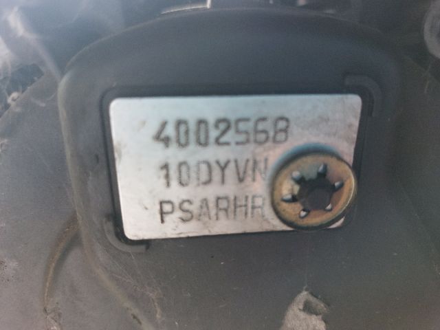 bontott PEUGEOT 407 Komplett Motor (Segédberendezésekkel)