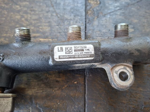 bontott PEUGEOT 407 Közösnyomócső