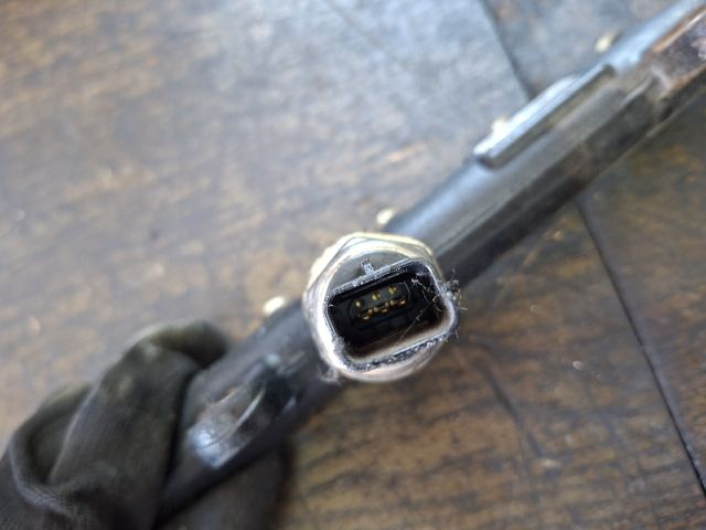 bontott PEUGEOT 407 Közösnyomócső