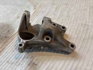 bontott PEUGEOT 407 Motor Tartó Bak (Fém)