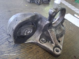bontott PEUGEOT 407 Motor Tartó Bak (Fém)