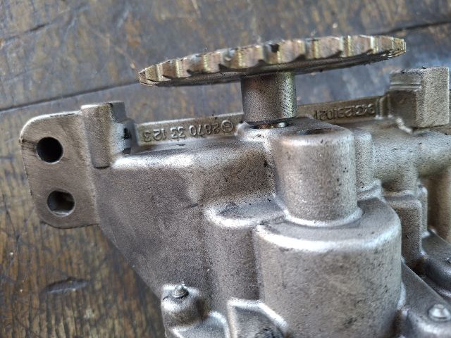 bontott PEUGEOT 407 Olajszivattyú