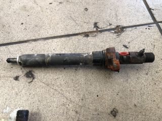 bontott PEUGEOT 407 Porlasztó Sor / Híd