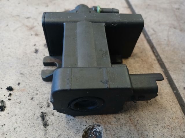 bontott PEUGEOT 407 Turbó Vákum Szelep