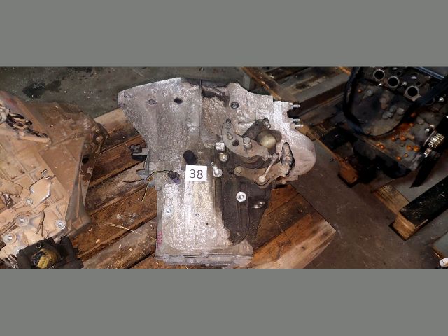 bontott PEUGEOT 407 Váltó (Mechanikus)