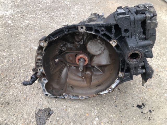 bontott PEUGEOT 407 Váltó (Mechanikus)