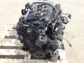 bontott PEUGEOT 407 Motor (Fűzött blokk hengerfejjel)