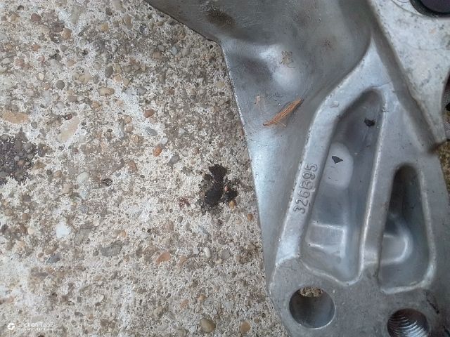 bontott PEUGEOT 407 Motor Tartó Bak (Fém)