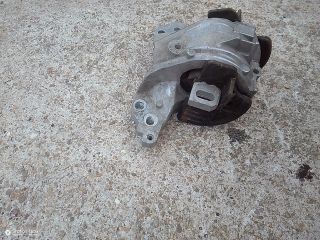 bontott PEUGEOT 407 Motor Tartó Bak (Fém)
