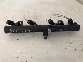 bontott PEUGEOT 407 Porlasztó Sor / Híd