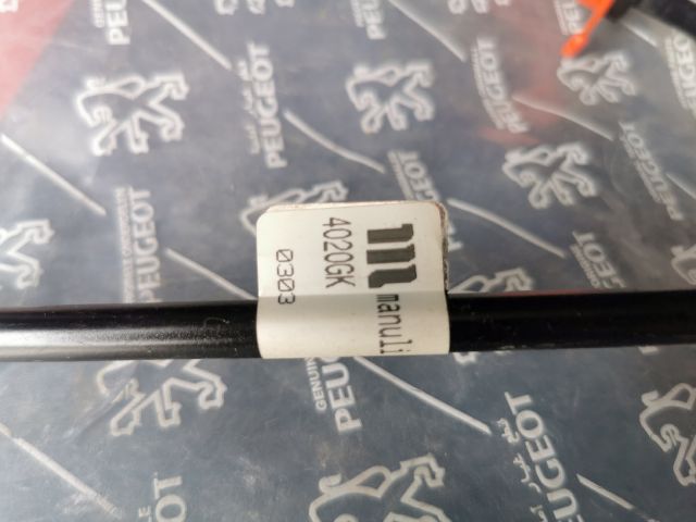 bontott PEUGEOT 407 Szervócső