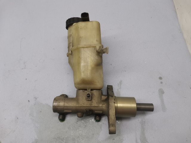 bontott PEUGEOT 407 Főfékhenger