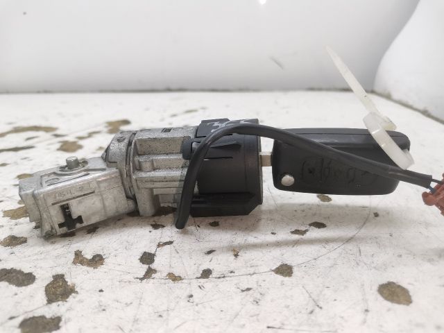 bontott PEUGEOT 407 Gyújtáskapcsoló