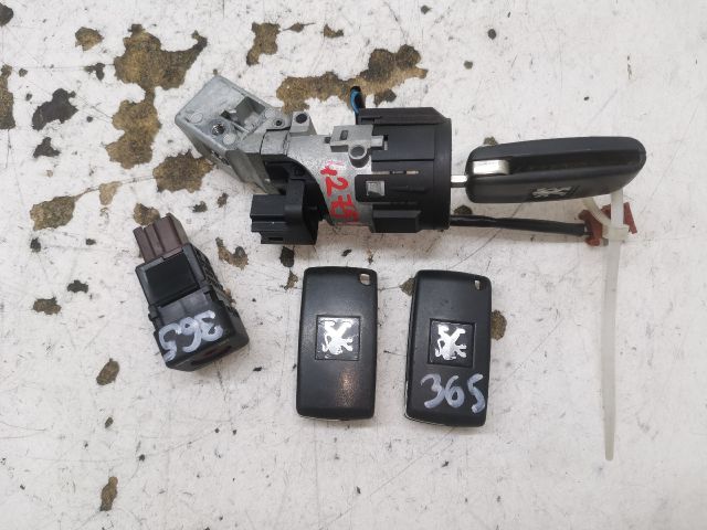 bontott PEUGEOT 407 Gyújtáskapcsoló