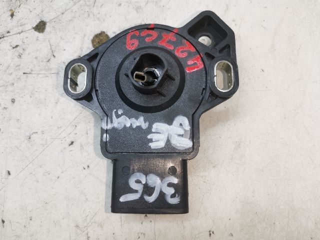 bontott PEUGEOT 407 Légrugó Vezérlő Jeladó