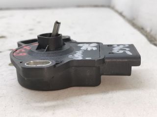 bontott PEUGEOT 407 Légrugó Vezérlő Jeladó