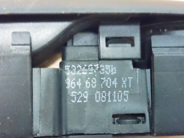 bontott PEUGEOT 407 Ablakemelő és Tükör Kapcsoló