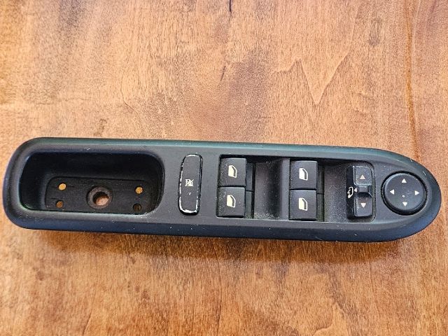 bontott PEUGEOT 407 Ablakemelő és Tükör Kapcsoló
