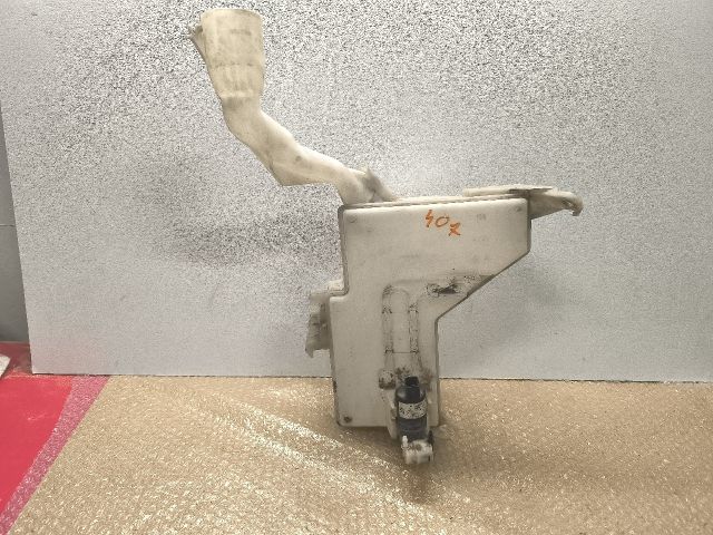 bontott PEUGEOT 407 Ablakmosó Tartály