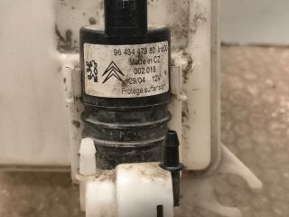 bontott PEUGEOT 407 Ablakmosó Tartály