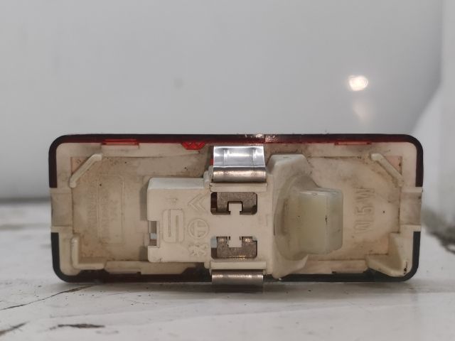 bontott PEUGEOT 407 Ajtó Világítás