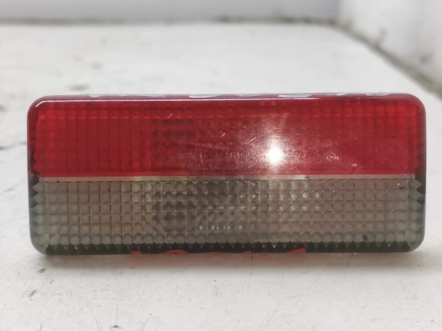 bontott PEUGEOT 407 Ajtó Világítás