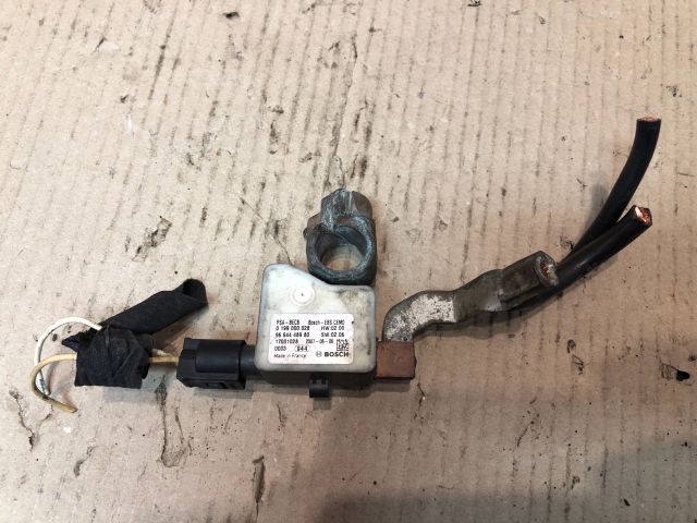 bontott PEUGEOT 407 Akkumulátor Saru