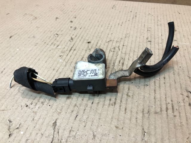 bontott PEUGEOT 407 Akkumulátor Saru