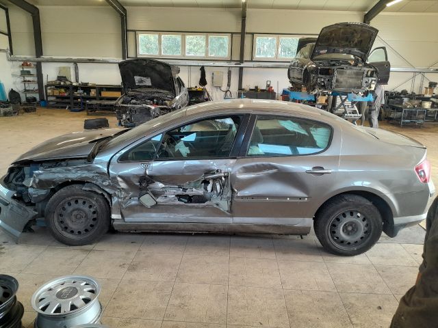 bontott PEUGEOT 407 Bal B Oszlop Burkolat