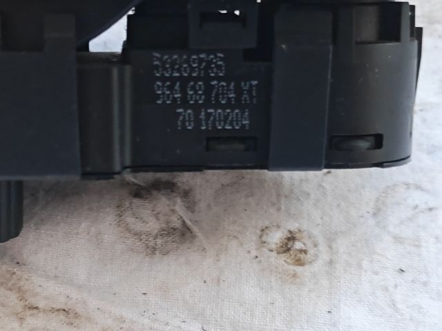 bontott PEUGEOT 407 Bal első Ablakemelő Kapcsoló