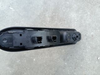 bontott PEUGEOT 407 Bal első Ablakemelő Kapcsoló