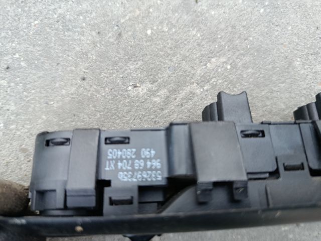 bontott PEUGEOT 407 Bal első Ablakemelő Kapcsoló