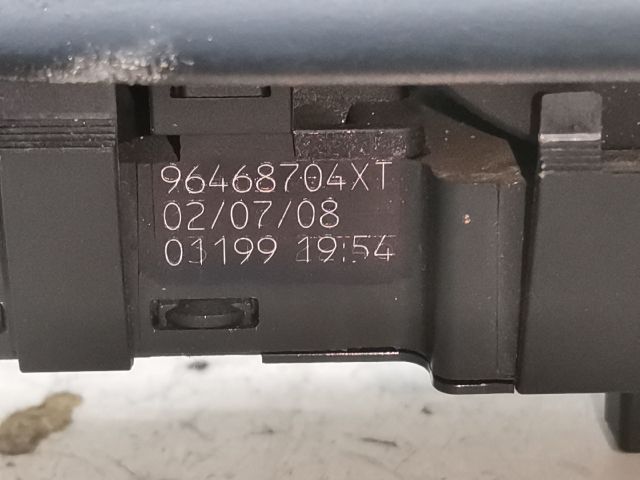 bontott PEUGEOT 407 Bal első Ablakemelő Kapcsoló