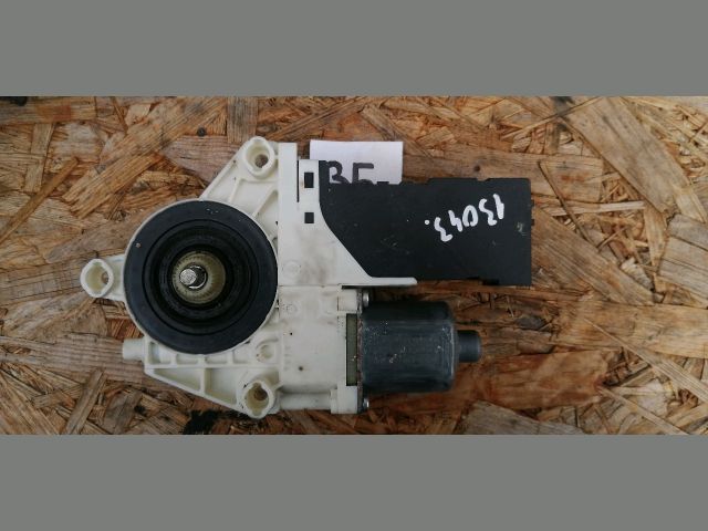 bontott PEUGEOT 407 Bal első Ablakemelő Motor