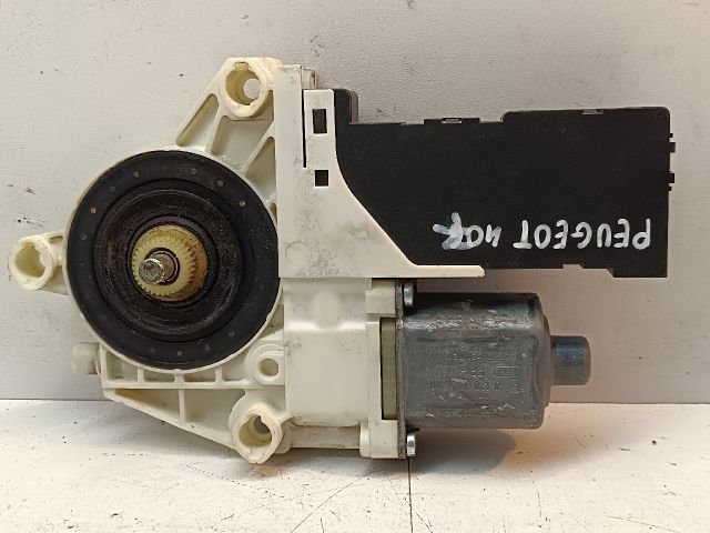 bontott PEUGEOT 407 Bal első Ablakemelő Motor