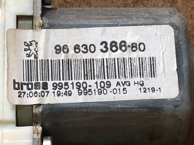 bontott PEUGEOT 407 Bal első Ablakemelő Motor