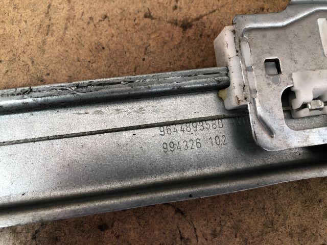 bontott PEUGEOT 407 Bal első Ablakemelő Szerkezet (Elektromos)